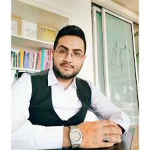 علی کاشانی بهترین وکیل طلاق در تهران