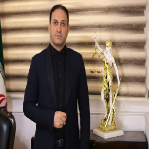 افشین قاسمی بهترین وکیل بین المللی در تهران