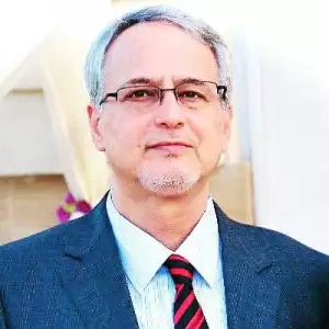 دکتر محسن یکتن خدایی بهترین وکیل بین المللی در تهران