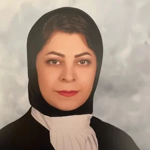 سارا آژیده بهترین وکیل کرج