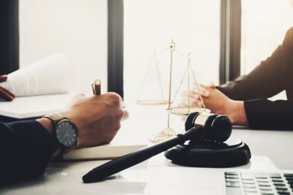 نکات مهم در انتخاب وکیل کرج که لازم است بدانید؟