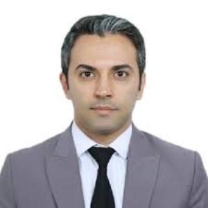 امید ریاضتی بهترین وکیل ایران