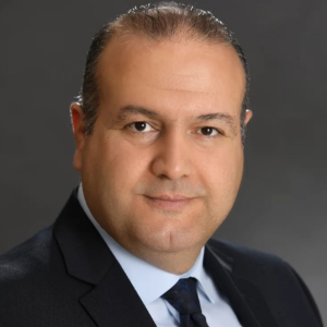 حمیدرضا کاکاوند بهترنی وکیل شهرداری در تهران