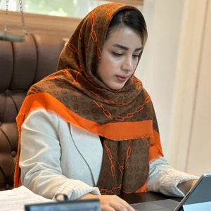 ام‌البنین تنکابنی رضایی بهترین وکیل غرب تهران