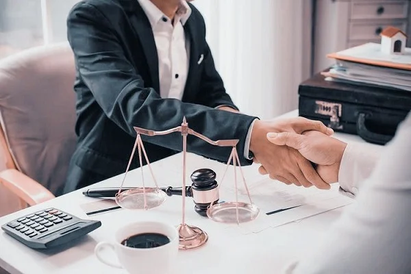 تخصص وکیل طلاق کرج در خصوص چه پرونده هایی می باشد؟