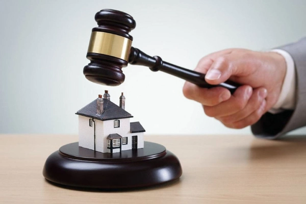 وظایف و خدمات بهترین وکیل ملکی در تهران چیست؟