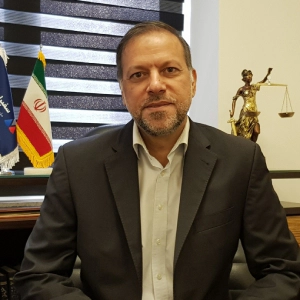سیامک کرم زاده بهترین وکیل کلاهبرداری در کرج