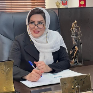 اکرم بهشتی بهترین وکیل اصفهان