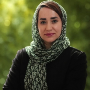 سعیده صالحی فر بهترین وکیل اراک