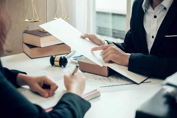 روش های مختلف مشاوره حقوقی با وکلای بیرجند