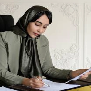 مرضیه اورک پور بهترین وکیل ملکی و خانواده بندرعباس