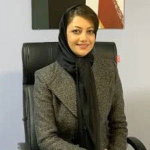آتنا ملک محمدی وکیل ملکی در اراک