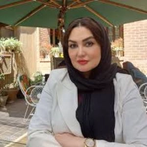 الهام قاسمی بهترین وکیل نیاوران
