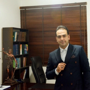 مزدک تابان بهترین وکیل کیفری گرگان