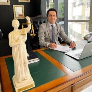 محمئ مهدی آتش پیکر بهترین وکیل نیاوران
