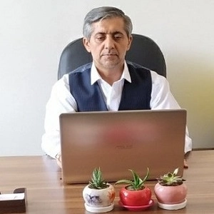 یحیی رحمتی بهترین وکیل پونک