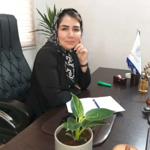 یلدا آسترکی بهترین وکیل تهرانپارس