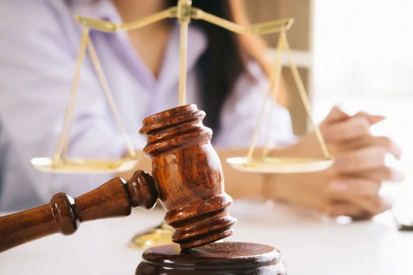 نکات کلیدی برای گزینش وکیل زن متخصص در گرگان