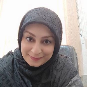 خدیجه لطفی بهترین وکیل خانواده قم