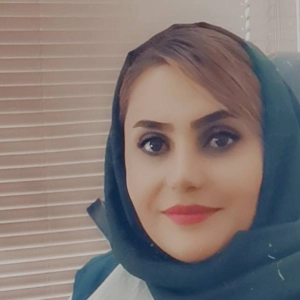 معصومه امیری بهترین وکیل ساوه