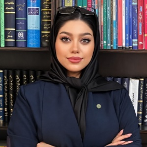 نسترن سوری بهترین وکیل شاهین شهر