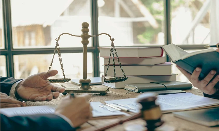 خدمات بهترین وکیل طلاق در خرم آباد