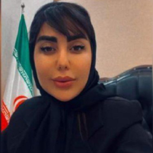 هدیه عزیزی بهترین وکیل ملکی در شمال تهران