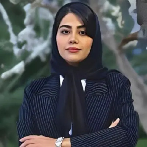 سارا سالک بهترین وکیل شهرضا