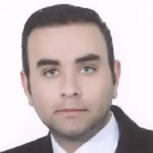 بابک ملکی بهترین وکیل سقز