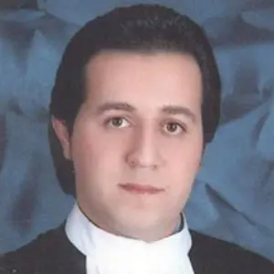 محمد ایزدپناه بهترین وکیل مرودشت