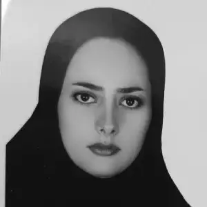 الناز کریمی قهفرخی بهترین وکیل زن در شهرکرد