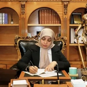 محبوبه حجتیان بهترین وکیل ملکی در جردن