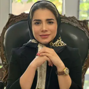 آرزو درویشوند بهترین وکیل زن در سمنان