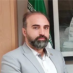 ابوذر حسن زاده بهترین وکیل ملکی در شهرک غرب