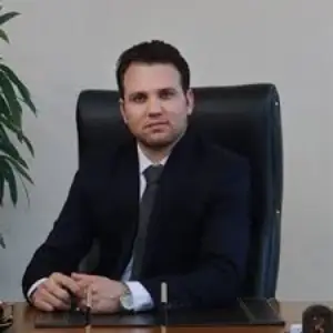 فرهاد حسینی مقدم بهترین وکیل مهریه در مشهد