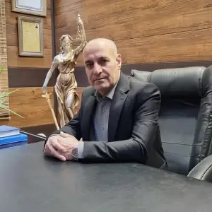 حجت نقوی بهترین وکیل خانواده در شهر ری