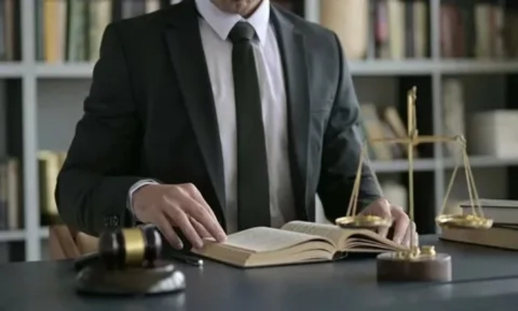 مهارت و ویژگی های مهم یک وکیل خانواده