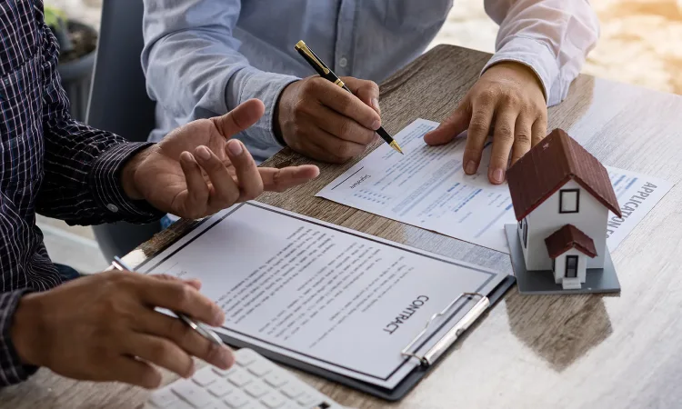 چرا برای دعاوی ملکی در محمودآباد به وکیل متخصص نیاز داریم؟