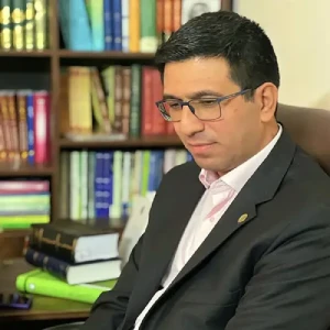امیر صادقی‌زاده بهترین وکیل اسناد رسمی در کرج