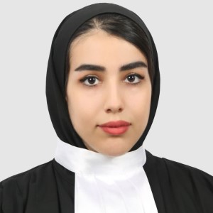 پریسا اصغری بهترین وکیل کاشمر