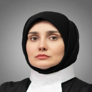 ریحانه بهادری بهترین وکیل کیفری در نیشابور