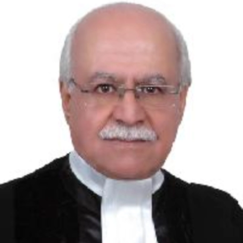 احمد طلایی کمال آباد، بهترین وکیل پایه یک دادگستری در کرمان