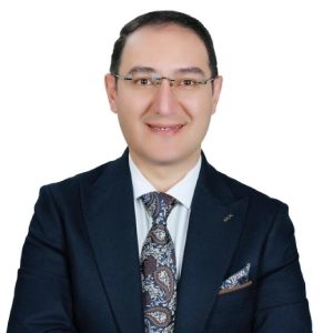 بهمن دولتخواه، بهترین وکیل پایه یک دادگستری در ارومیه