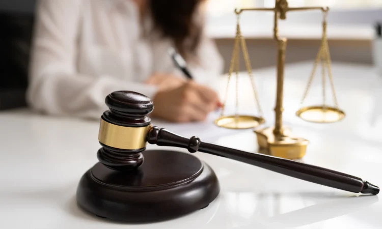 ۵ معیار برای انتخاب وکیل زن در شهر قدس