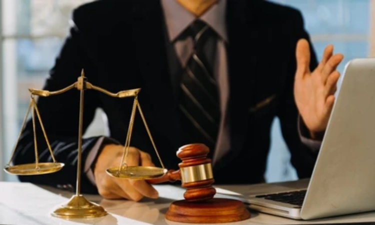 جنسیت وکیل چه تفاوتی در روند پرونده ایجاد می کند؟