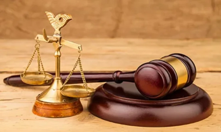 چگونه با کمک وکیل ملکی در صومعه سرا حق تصرف و اجرتالمثل بگیریم؟