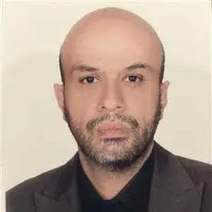 اکبر حاجی حسنی بهترین وکیل اداره کار در تهران