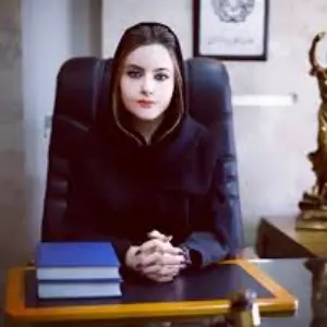 مهرناز حاجی جعفر بهترین وکیل فروش مال غیر در تهران