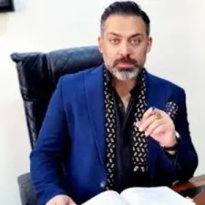 دکتر علی روشن قیاس بهترین وکیل تصرف عدوانی در تهران