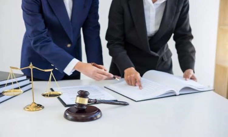انتخاب وکیل سوادکوه براساس تخصص